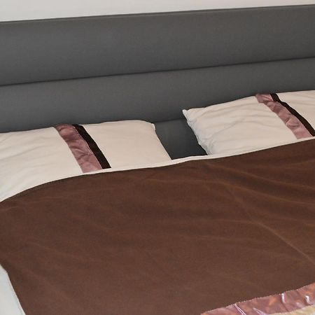 Apartment Bulevar Belgrado Buitenkant foto