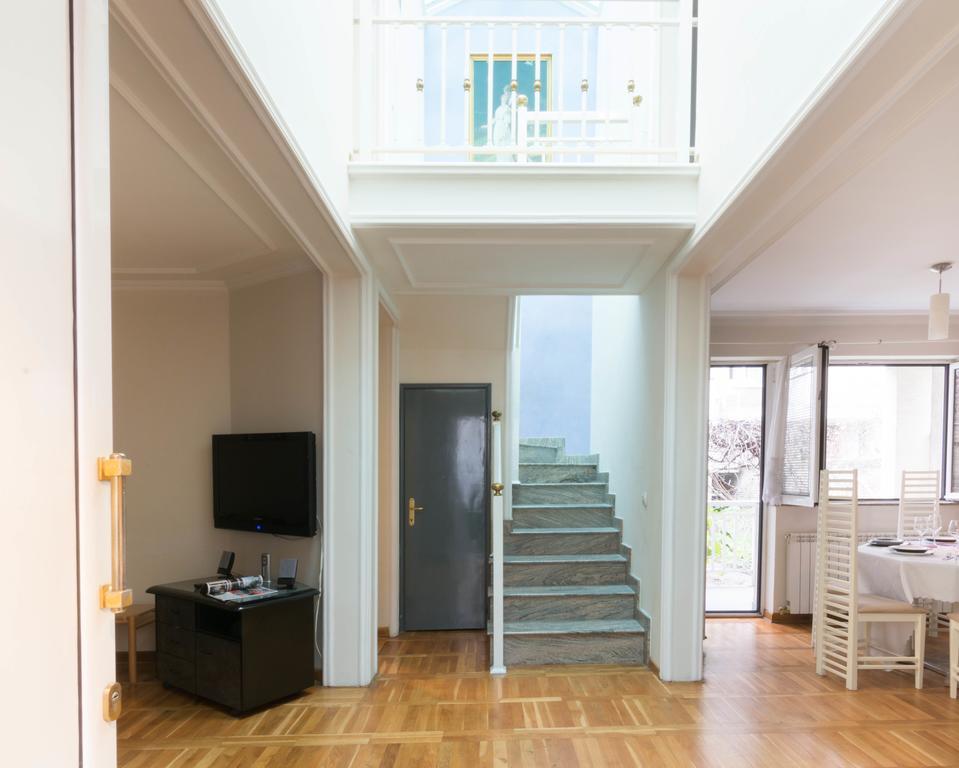Apartment Bulevar Belgrado Buitenkant foto