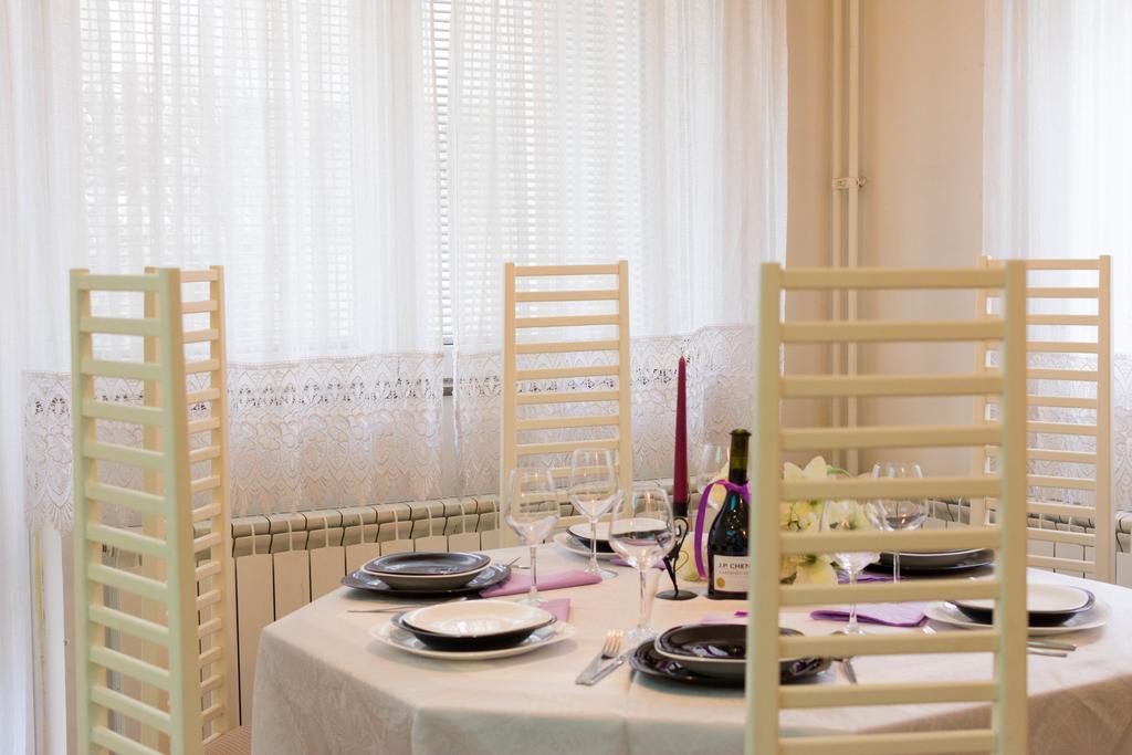Apartment Bulevar Belgrado Buitenkant foto
